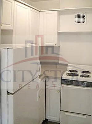 Rented by City Stop Realty | media 27