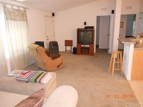 3rd image of 4134 Cedar Ave