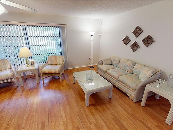 4th image of 21269 Covington Ave