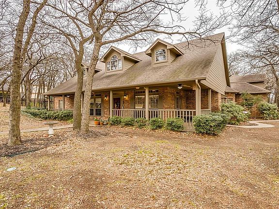 4th image of 3409 Oak Trail Dr