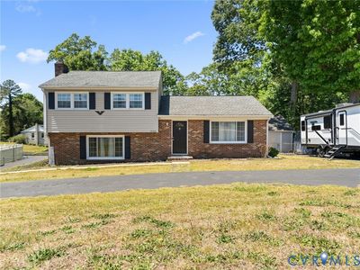 13100 S Chester Rd, Chester, VA, 23831