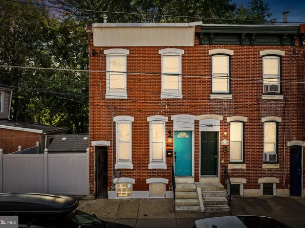 462 Moyer St, Philadelphia, PA 19125