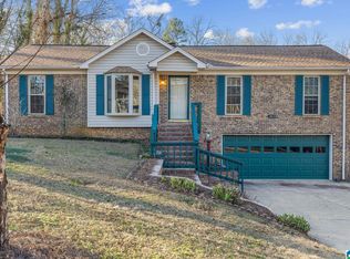 3034 Moonlight Ln, Fultondale, AL 35068