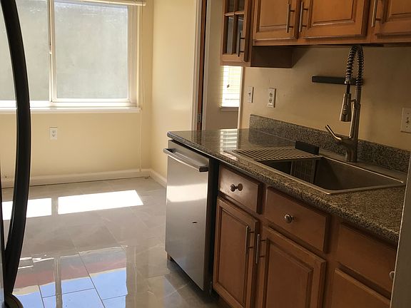 Stainless Steel Dishwasher, Refrigerator, Sink, Faucet