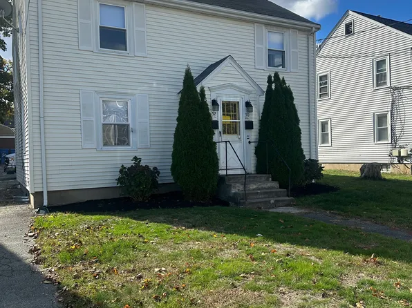 52 Bennett St #50, Waltham, MA 02453