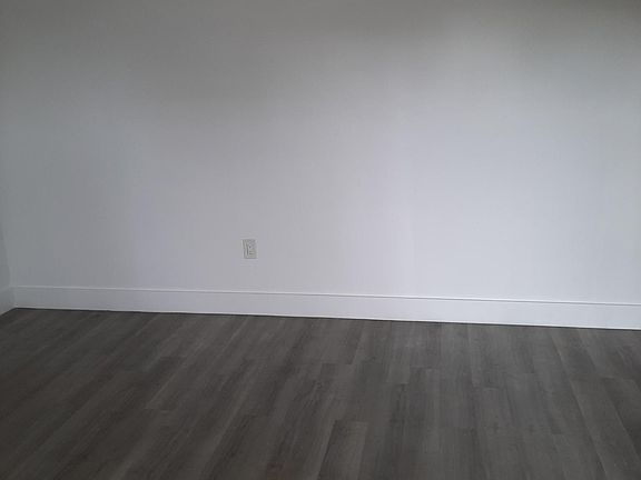 2nd image of 5-215 Menores Ave #5
