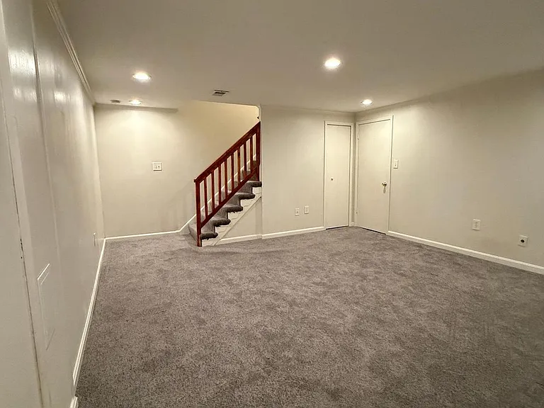 6526 Beechwood Dr #14 — Photo 29
