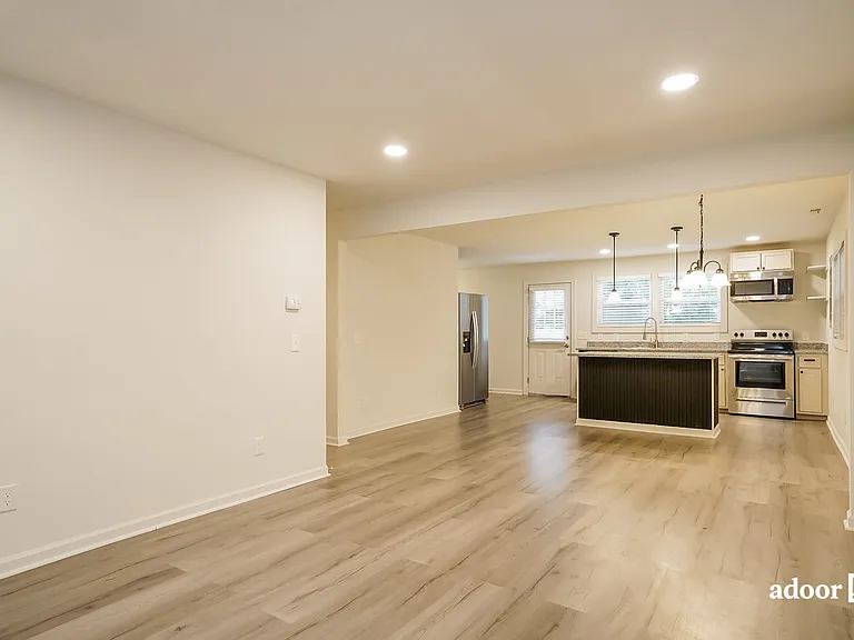 2520 Baney Ct — Photo 5