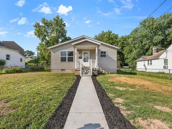 408 W Saint Louis St, De Soto, MO 63020