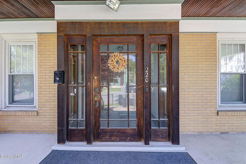 2nd image of 220 5th Avenue