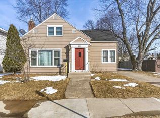 321 6th St S, Wisconsin Rapids, WI 54494