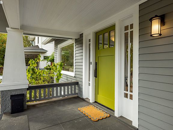 5th image of 5833 N Haight Ave