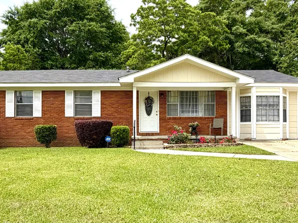 103 Hanover Dr, Hattiesburg, MS 39402