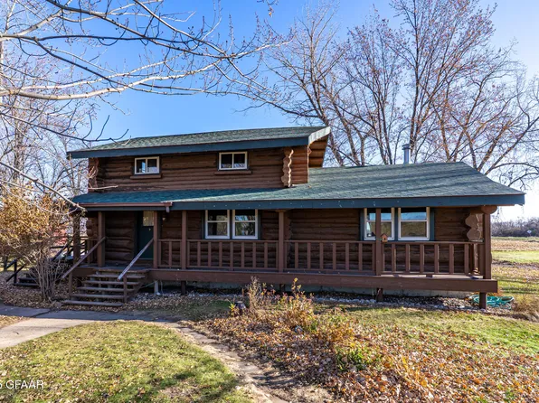 1002 27th St NE, Emerado, ND 58228