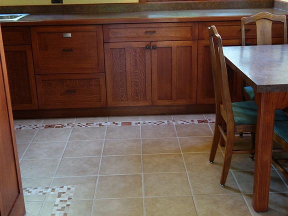5th image of 114 Highwood Dr