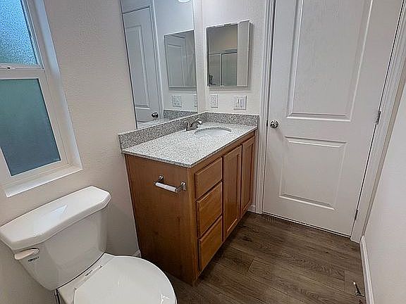 4th image of 1050 W Capitol Ave Spc 21