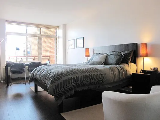 Rented by Sotheby's International Realty | media 11