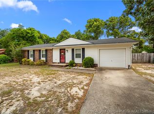 5902 Richfield Ave, Hope Mills, NC 28348