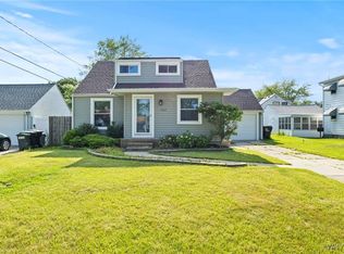 1152 Parkhurst Blvd, Tonawanda, NY 14150