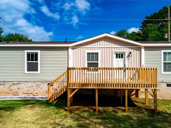 425 Stewart Rd, Six Mile, SC 29682
