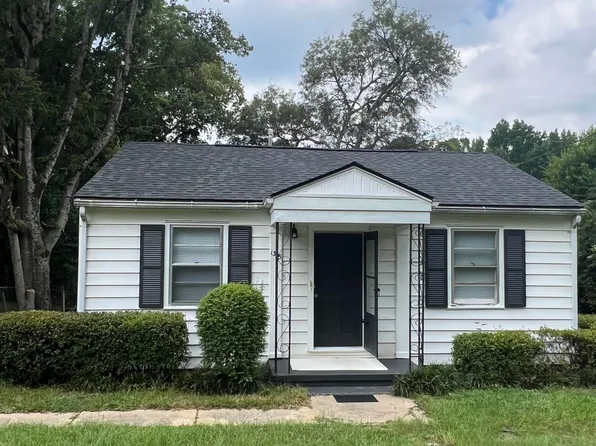 1325 Triple Hill Dr, Macon, GA 31206