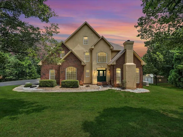 360 Kalena Dr, Hardy, VA 24101