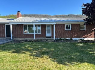 110 South Ln, Bluefield, VA
