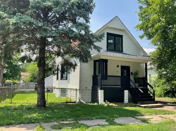 13824 S Atlantic Ave, Riverdale, IL 60827
