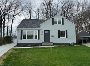 28973 Blissfield Dr, Willowick, OH 44095