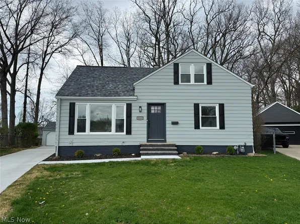 28973 Blissfield Dr, Willowick, OH 44095