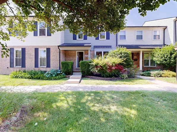 3126 Bolgos Cir, Ann Arbor, MI 48105