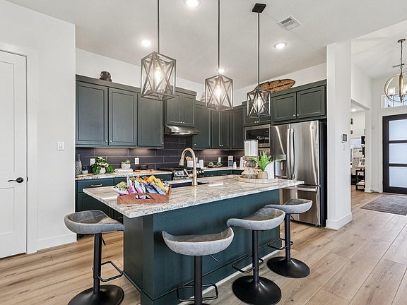 4th image of 28822 Chalk Ridge Dr