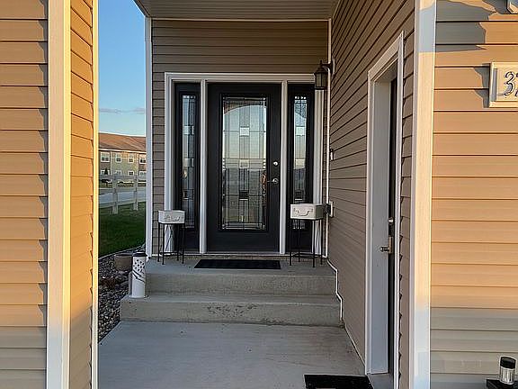 2nd image of 3729 McKenzie Dr SE