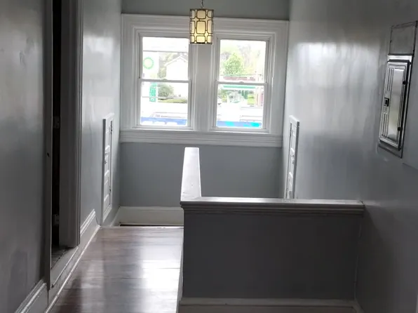 112 Lloyd Ave, Latrobe, PA