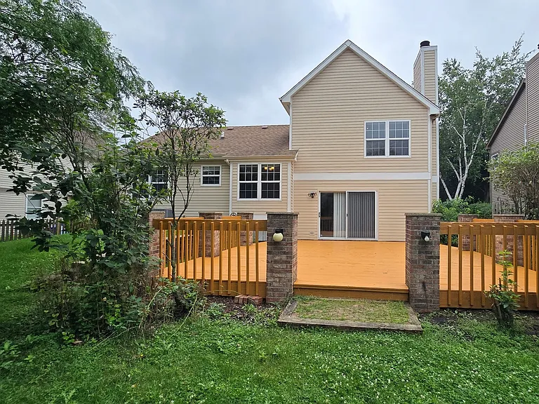 409 Fairfax Ln — Photo 25
