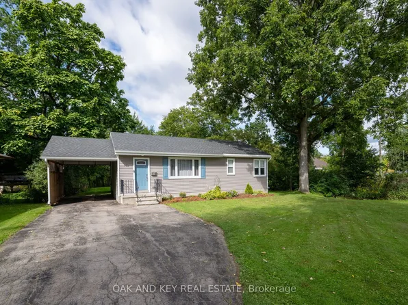 102 Crescent Ave, Central Elgin, ON N5P 2K3