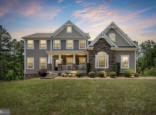 12292 Woodson Ln, Woodford, VA 22580