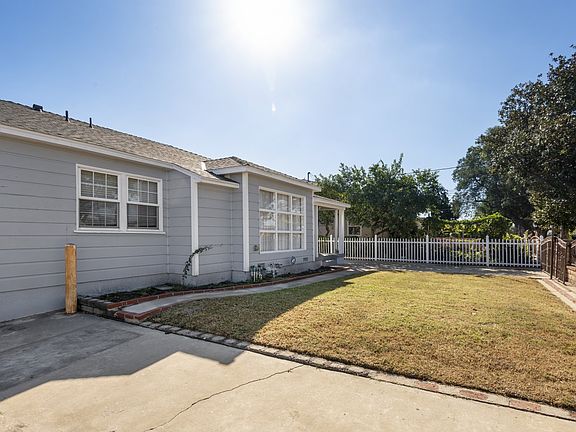 3rd image of 1746 Lagoon Ave