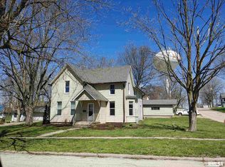 829 9th Ave, Fulton, IL 61252