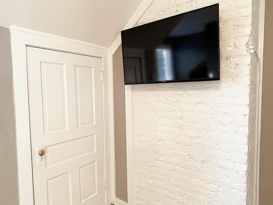 40" Flatscreen TV, Storage Closet