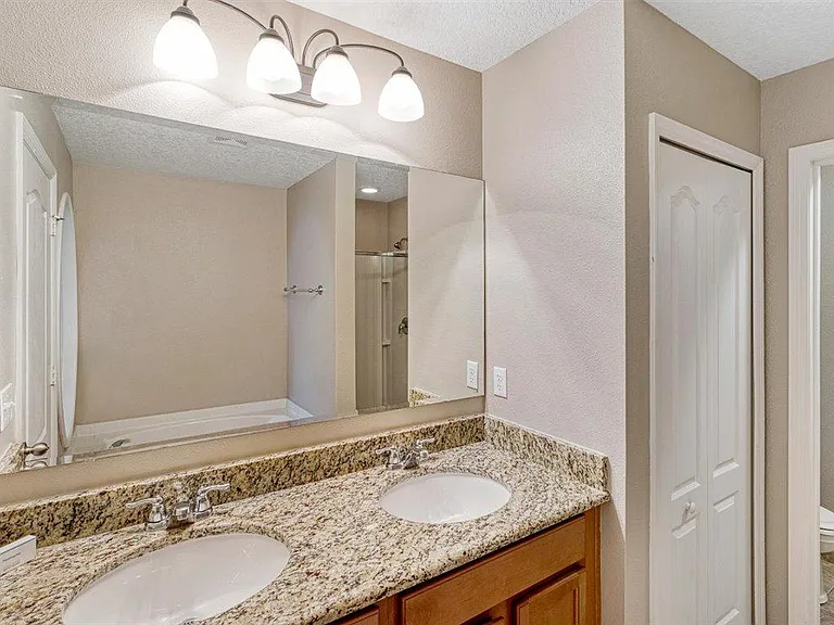 1007 Cypress Pointe Blvd — Photo 10