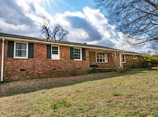 425 Menees Ln, Madison, TN 37115