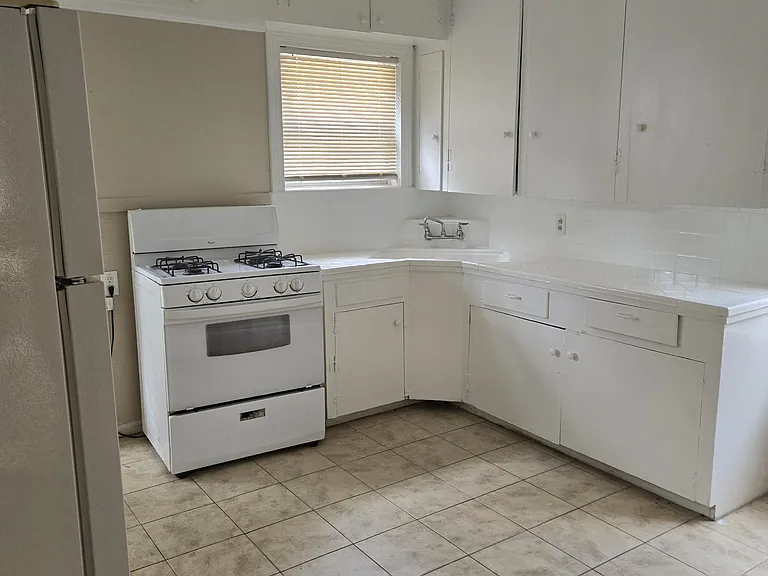 4720 Polk St — Photo 19