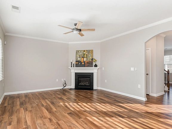 4th image of 506 Porch Swing Pl