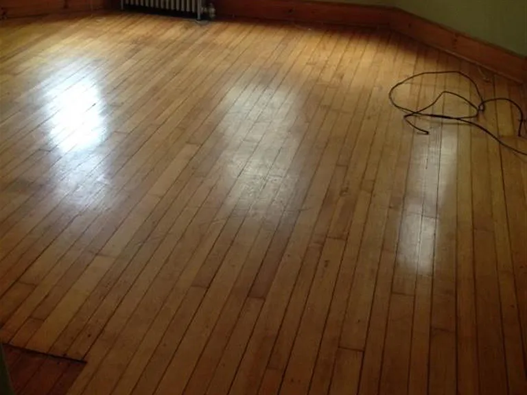 189 Lowell St #2 — Photo 3