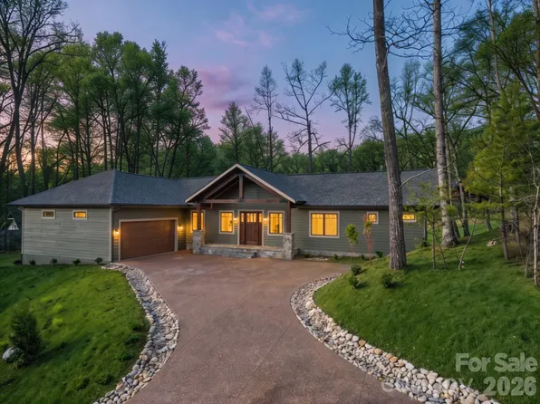 296 Austin Mountain Dr, Burnsville, NC 28714