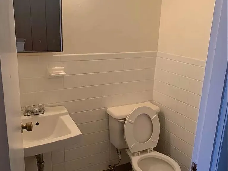 1135 Commonwealth Ave #2 — Photo 7