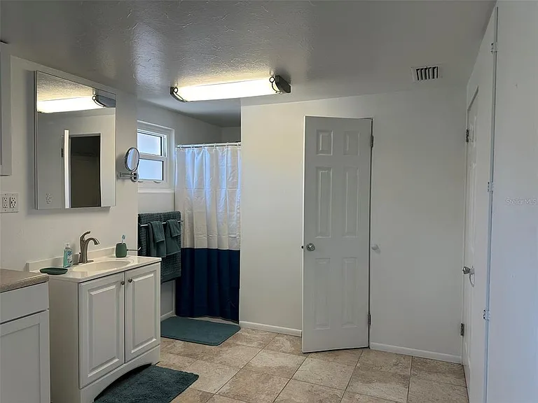 1575 Loralin Dr — Photo 20