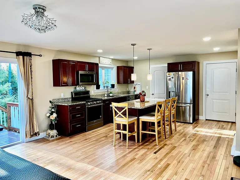 36 Gristmill Ln — Photo 5