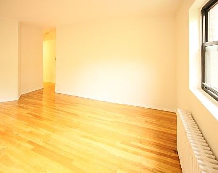 2nd image of 20510 42nd Ave APT 1B